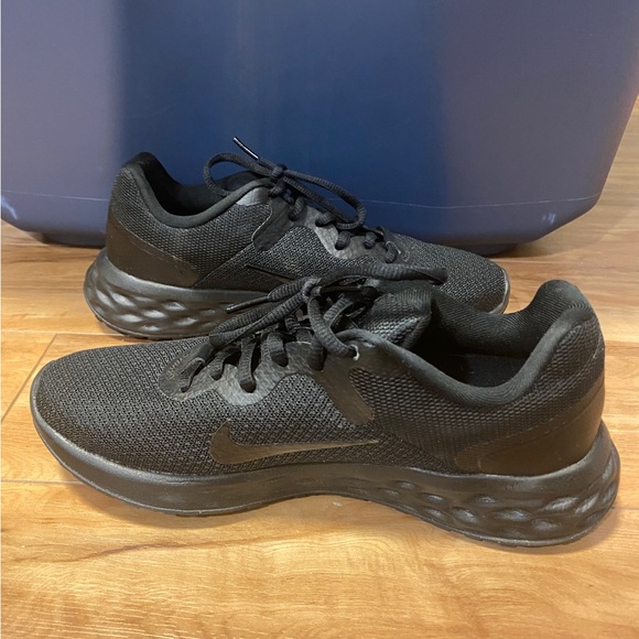 Black Nike Womens Revolution 6 Next Nature Running Shoes - Picture 8 of 8